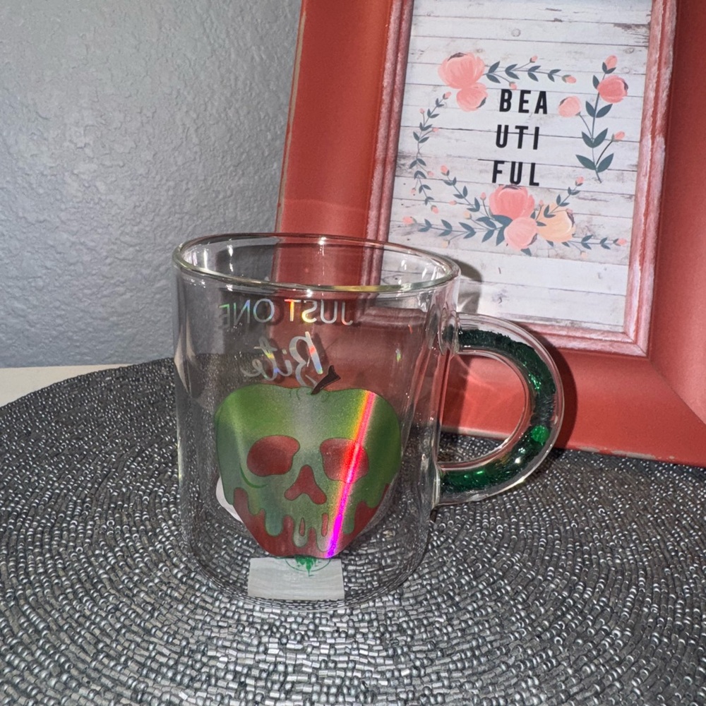 Disney Snow White Glass Coffee Mug